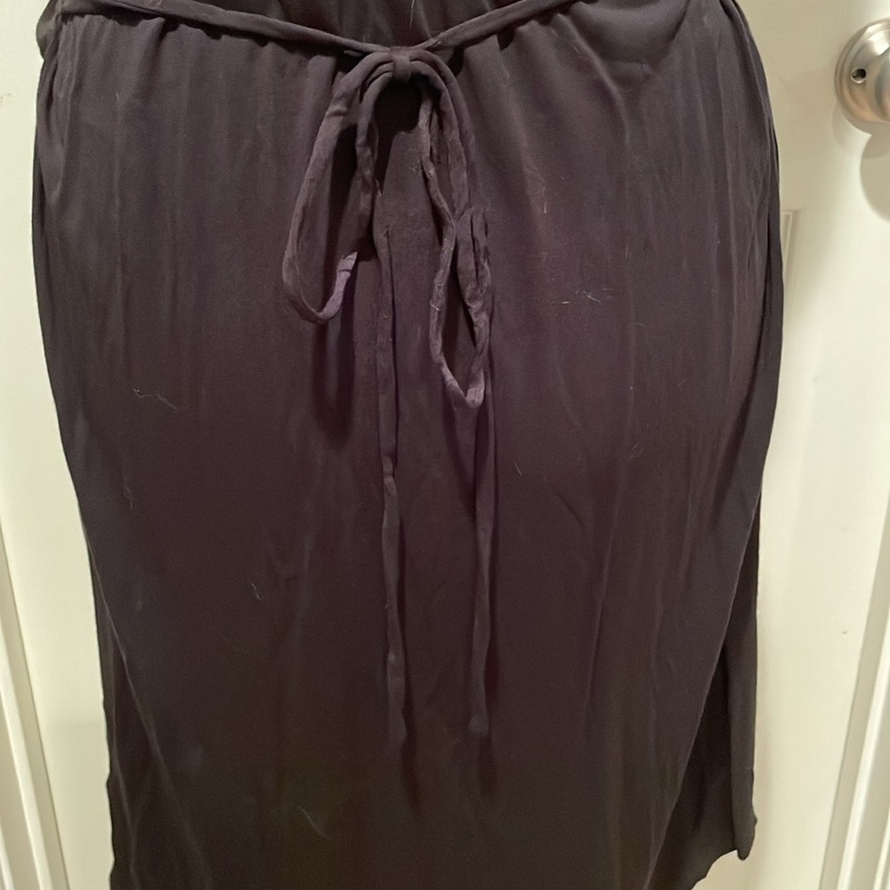 Loft Sleeveless Black Dress Detailing on Front Size S - Picture 6 of 9